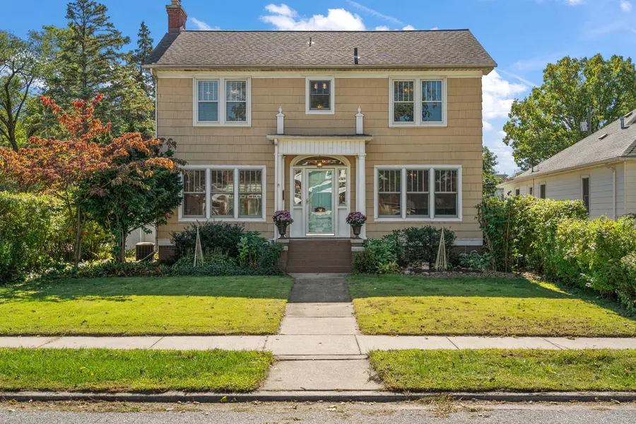 32 Lawndale ST, Hammond, IN 46324
