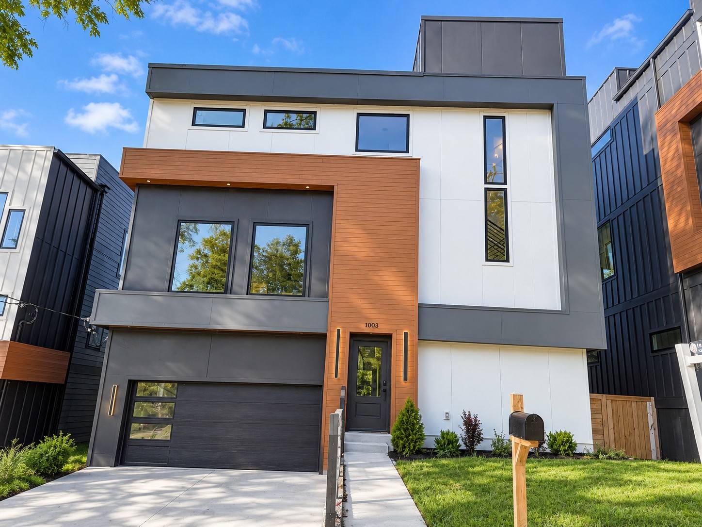 1003 Glenview Dr, Nashville, TN 37206