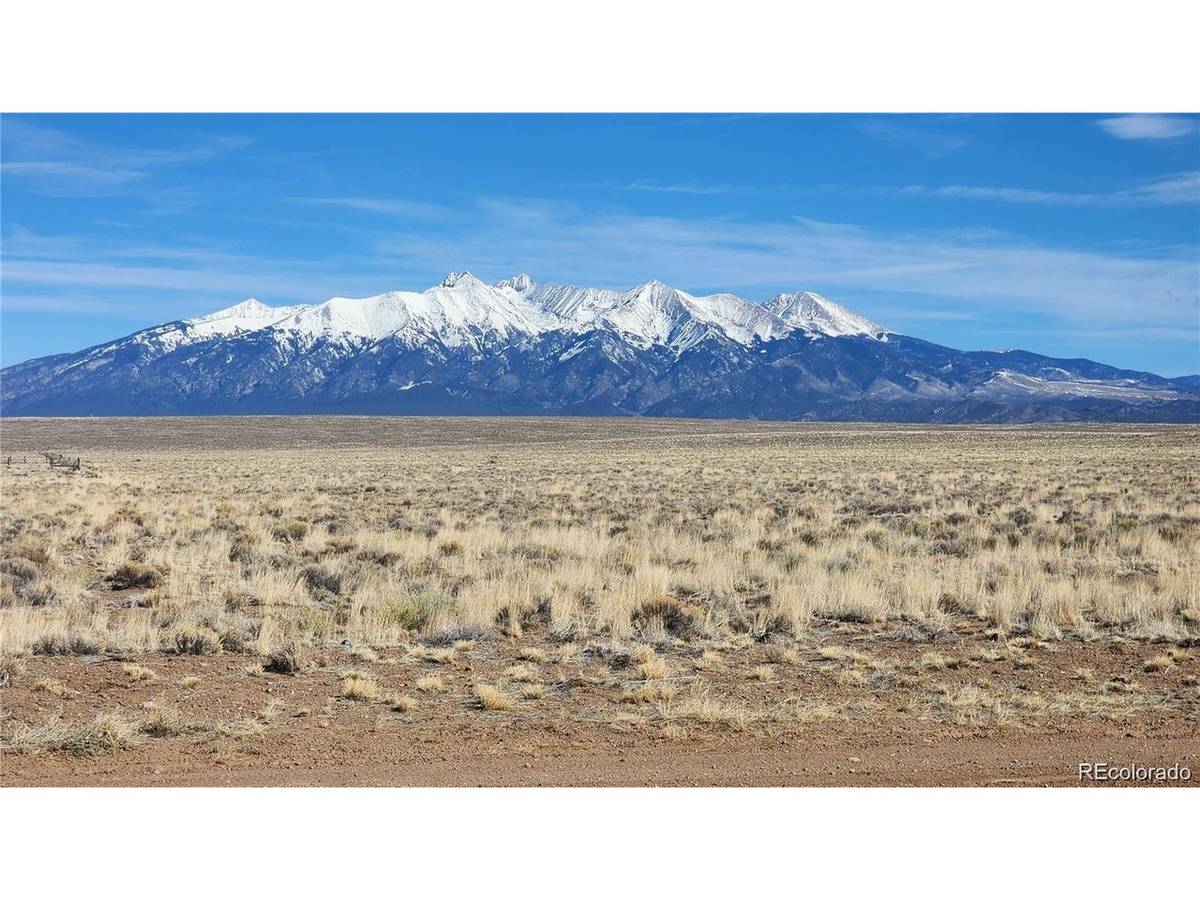 3 17th, Blanca, CO 81123