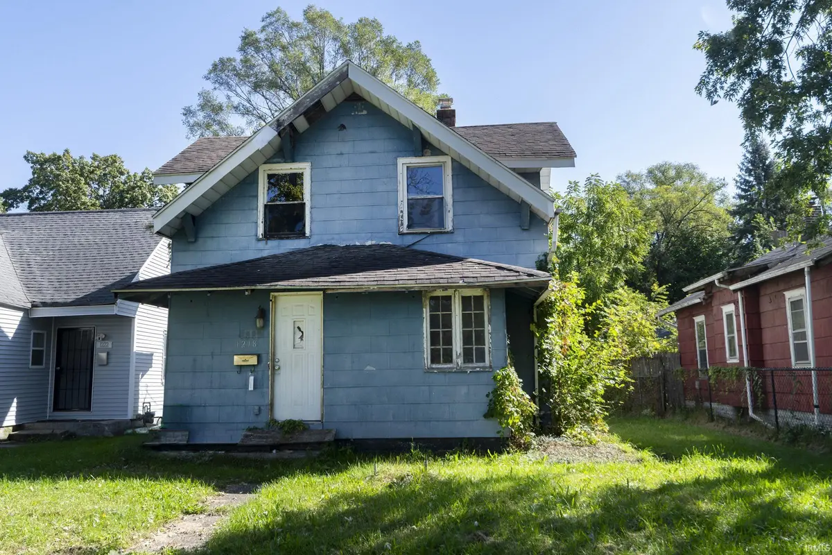 1218 Huey ST, South Bend, IN 46628-2913
