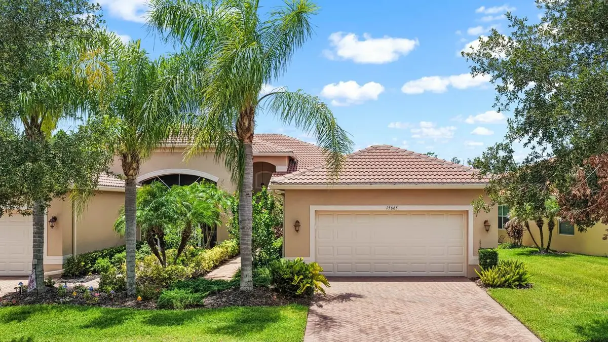 15665 AURORA LAKE CIR, Wimauma, FL 33598