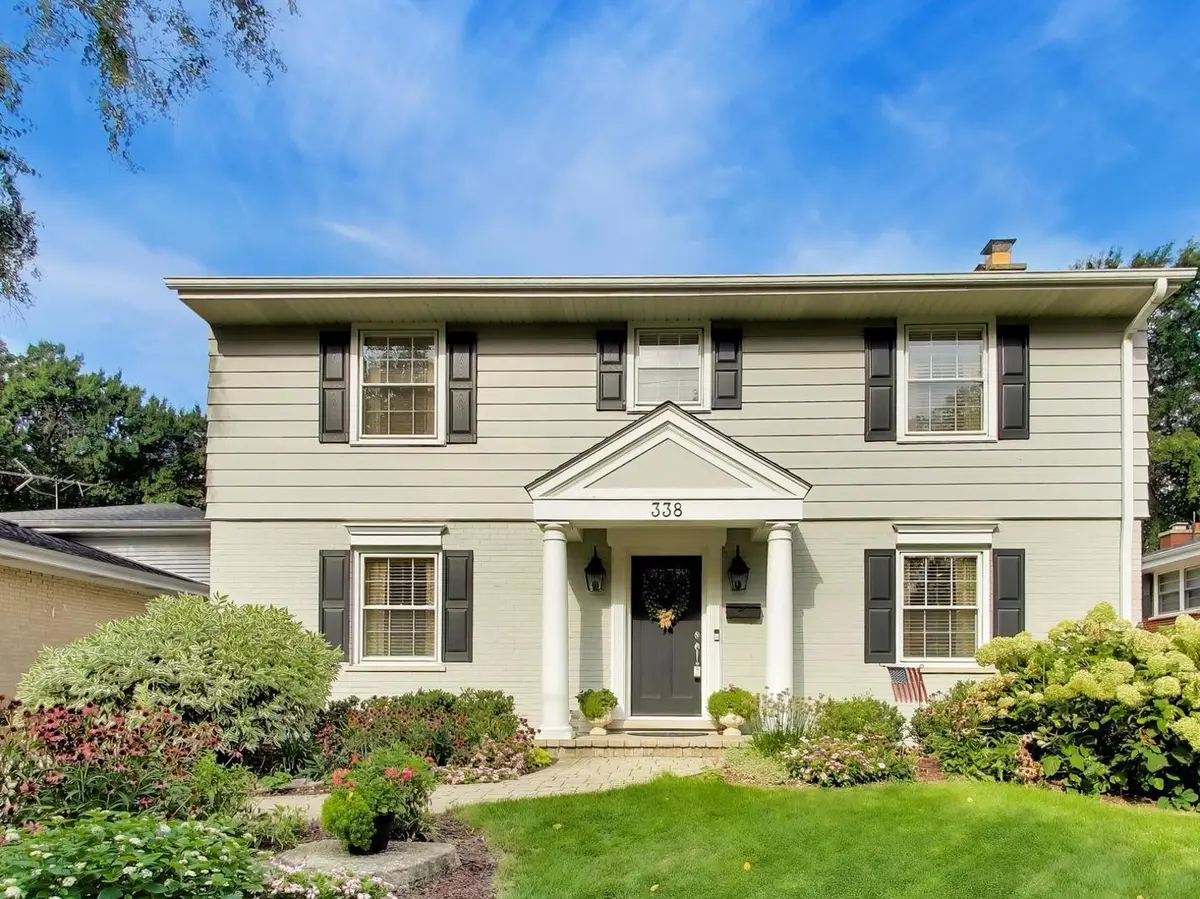 338 S Gibbons AVE, Arlington Heights, IL 60004