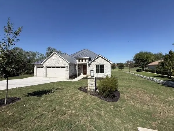 604 Hi Circle South DR, Horseshoe Bay, TX 78657
