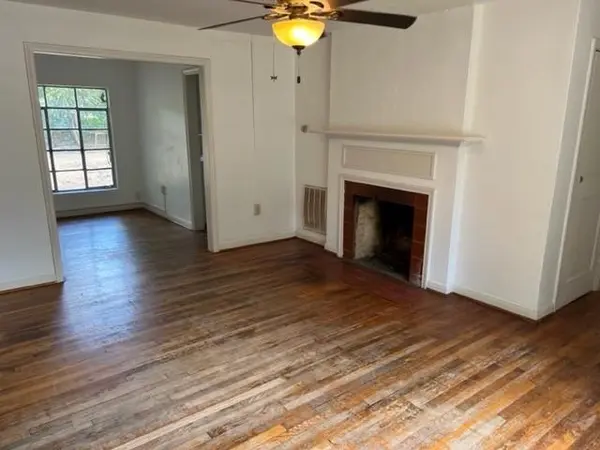 955 Field ST, San Marcos, TX 78666
