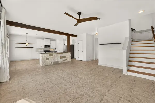 11005 Desert Willow LOOP, Austin, TX 78748