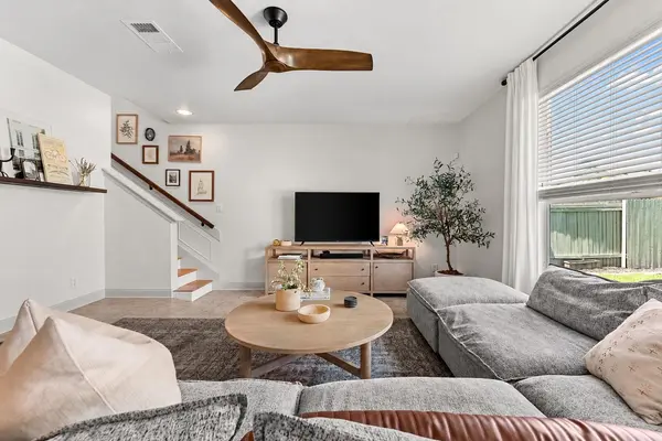 11005 Desert Willow LOOP, Austin, TX 78748