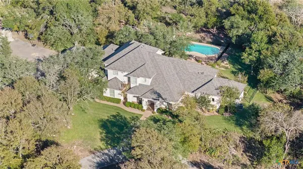 9011 Brewer LN, Salado, TX 76571