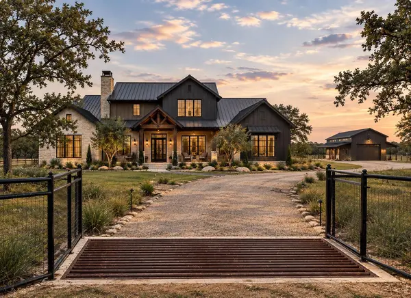 2124 Old Marble Falls RD, Round Mountain, TX 78663