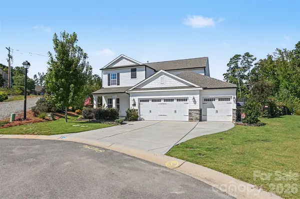 2703 Wedgewood CT, Denver, NC 28037