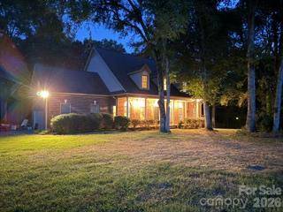 6000-6010 River Run DR, Marshville, NC 28103