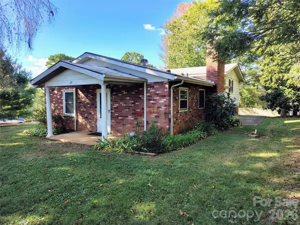 69 Alexander RD, Weaverville, NC 28787