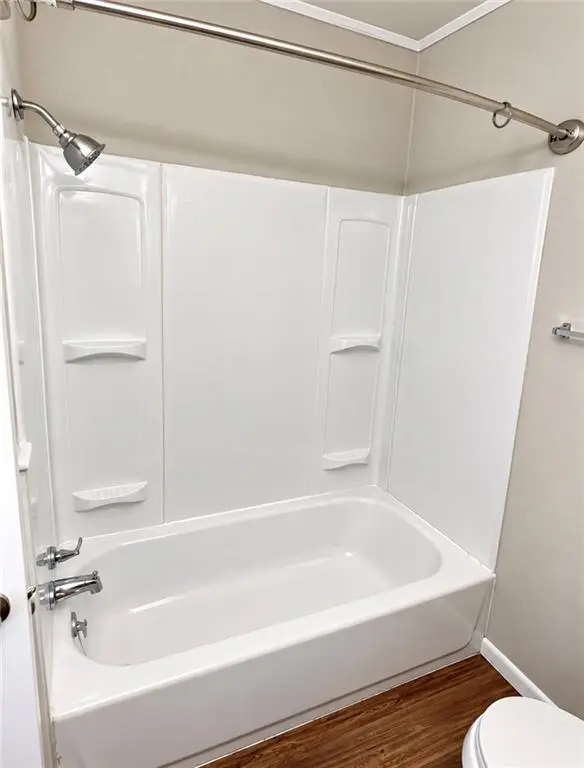 11215 E 51st ST, Raytown, MO 64133