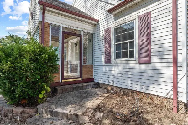 413 Tonti ST, South Bend, IN 46617