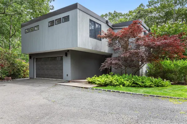6 Woodland WAY, Quogue, NY 11959