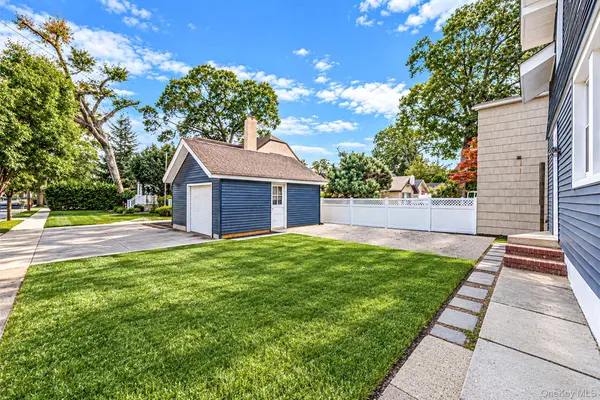 566 Stowe AVE, Baldwin, NY 11510
