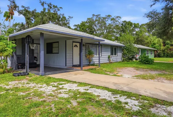 2533 HAWTHORNE ST, Sarasota, FL 34239