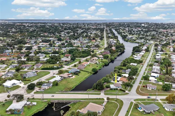22105 OLEAN BLVD, Port Charlotte, FL 33952