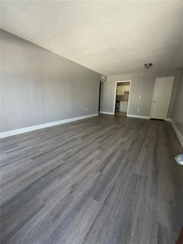 480 BANYON TREE CIR #200, Maitland, FL 32751