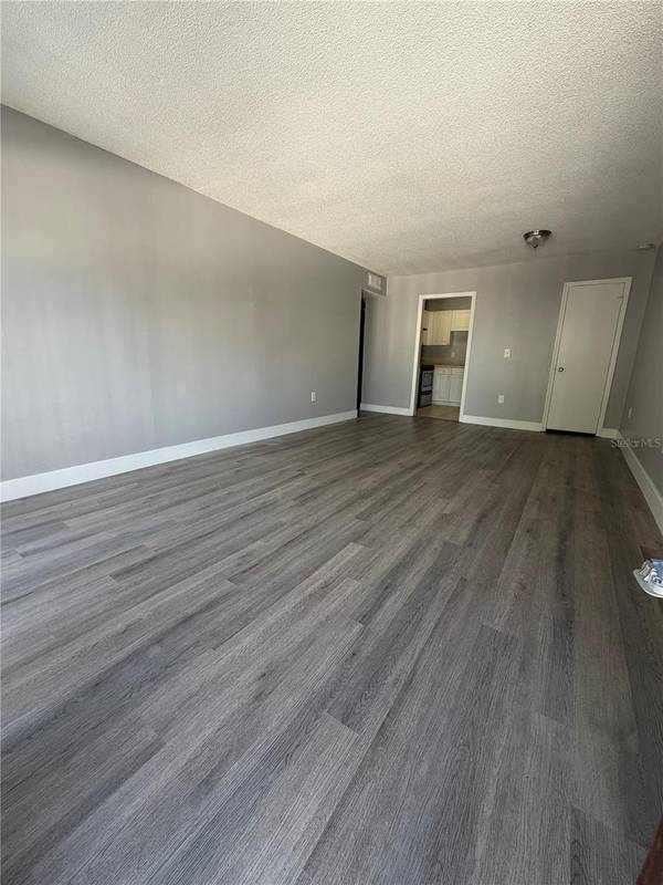 480 BANYON TREE CIR #200, Maitland, FL 32751