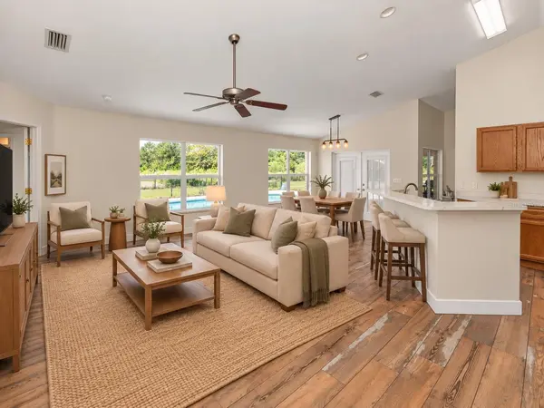 1005 WHISPRING CREEK WAY, Osteen, FL 32764