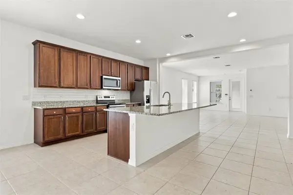 8518 NEMOURS Pkwy, Orlando, FL 32827