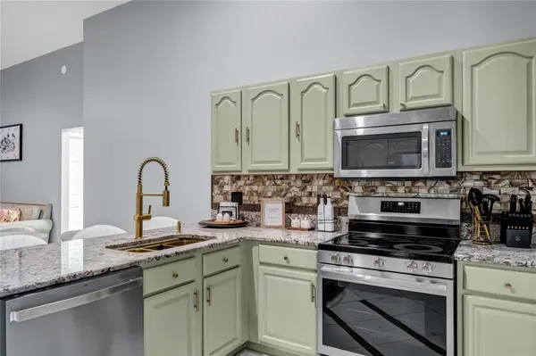 119 HYPOLITA AVE, Davenport, FL 33897