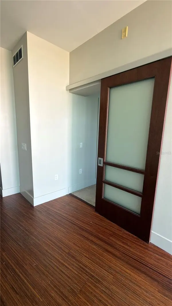 912 CHANNELSIDE DR #2505, Tampa, FL 33602
