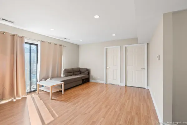 8510 W Catherine AVE #3S, Chicago, IL 60656