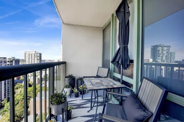 111 W Maple ST #1608, Chicago, IL 60610