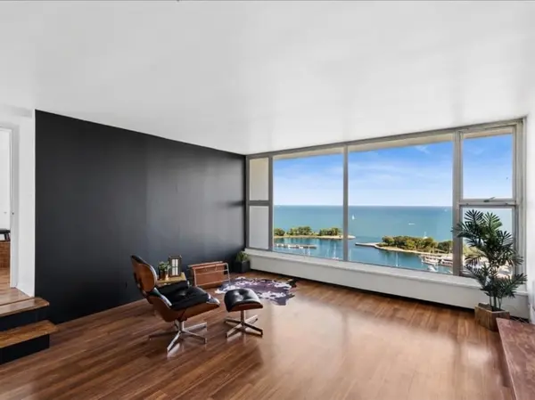 3200 N Lake Shore DR #2402, Chicago, IL 60657
