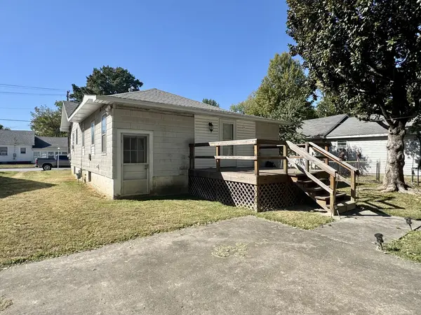 602 Madison ST, Benton, IL 62812