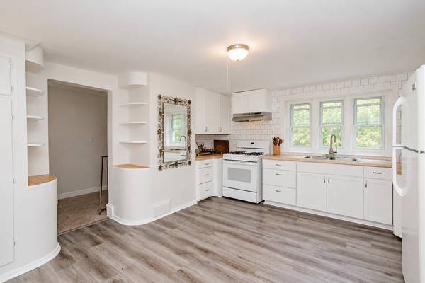 6867 N OTTAWA AVE #3, Chicago, IL 60631