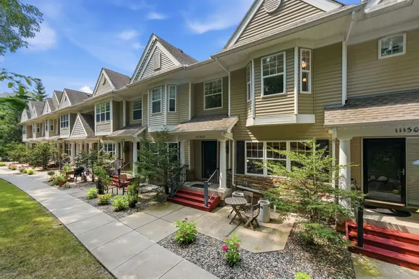 111302 Village RD #2, Chaska, MN 55318