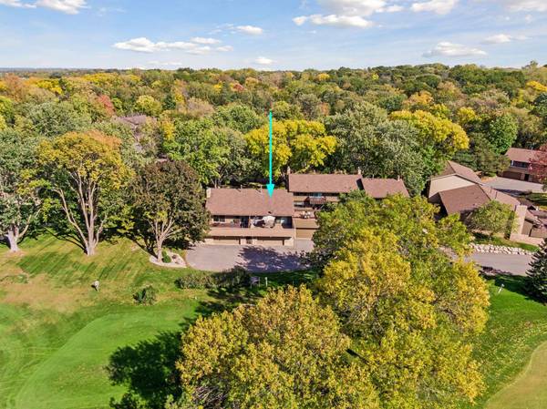 52 Birnamwood DR, Burnsville, MN 55337