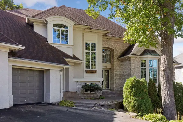 8378 Seneca Pointe, Eden Prairie, MN 55347
