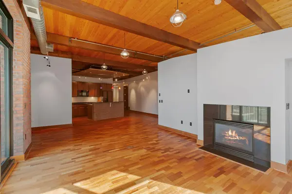 100 2nd St NE #A580, Minneapolis, MN 55413