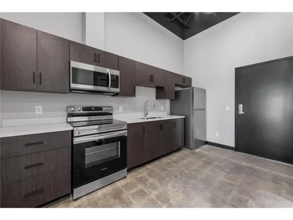 801 SE 9th ST #216, Minneapolis, MN 55414