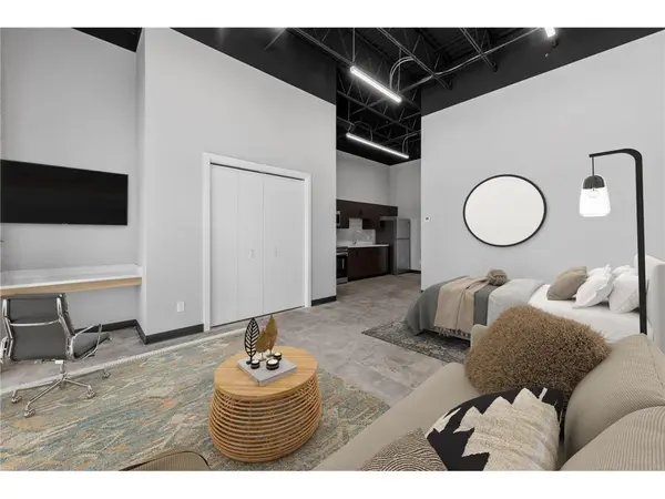 801 SE 9th ST #216, Minneapolis, MN 55414