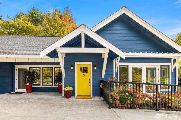 1250 NE Odin CT, Poulsbo, WA 98370
