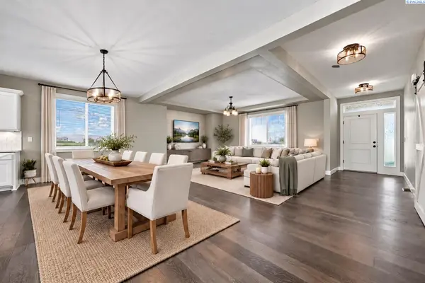 15014 Grandview Lane, Kennewick, WA 99338