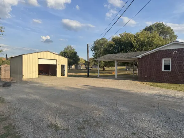 2908 Midland Rd, Shelbyville, TN 37160