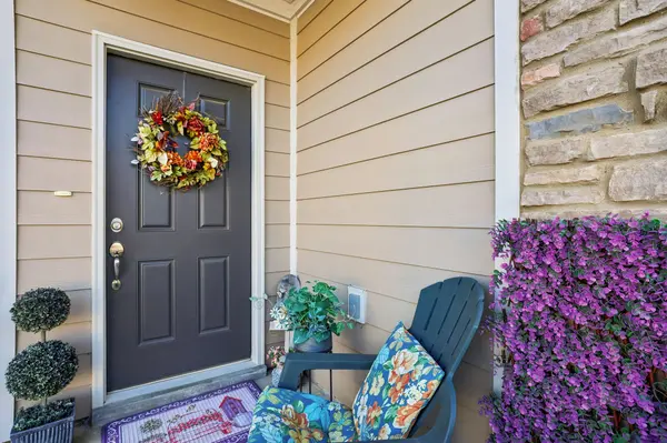 2353 Stonecenter Ln, Murfreesboro, TN 37128