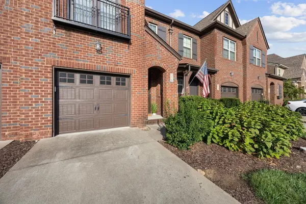 216 Bixby Private Ln, Hendersonville, TN 37075