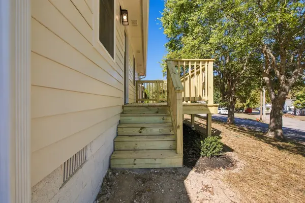 207 Edgewood Ave, Mount Pleasant, TN 38474