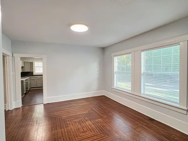 244 S Volutsia, Wichita, KS 67211