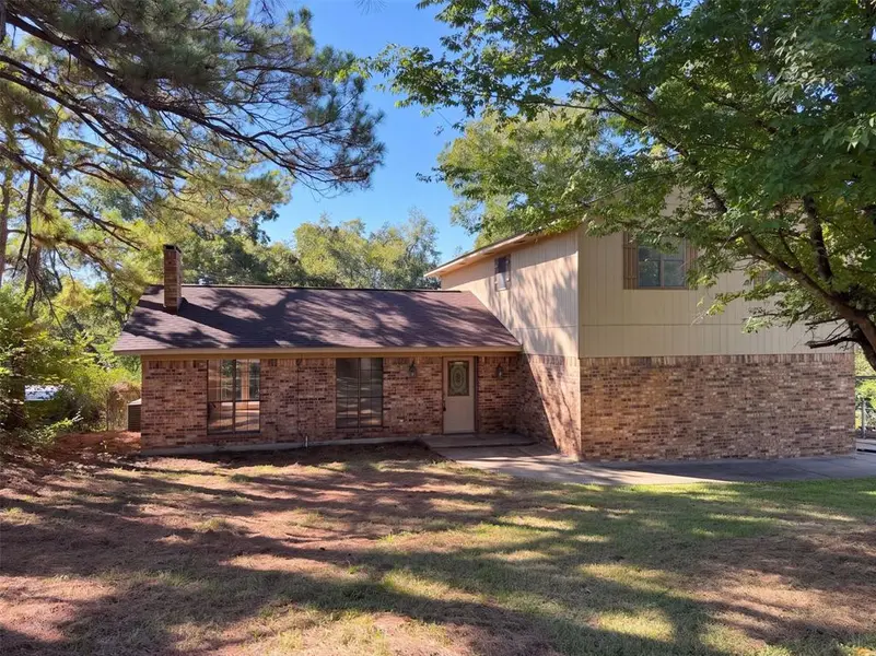 15830 Hilltop Drive, Kemp, TX 75143