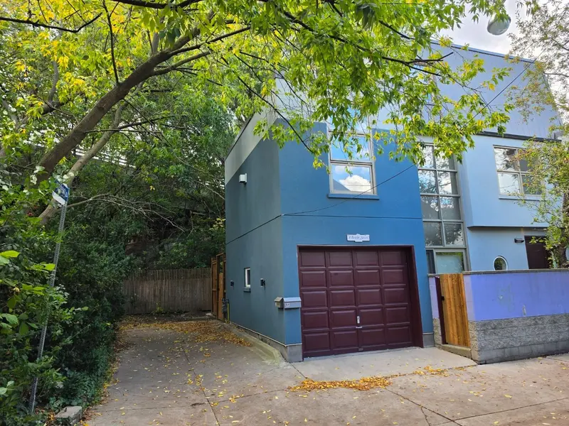8 Bright ST #B, Toronto C08, ON M5A 3H4