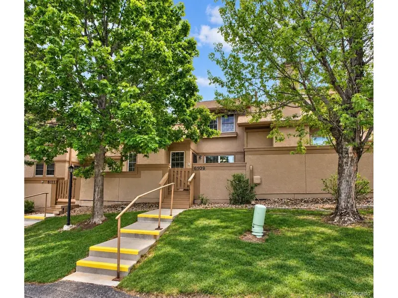 6109 Pine Hill, Colorado Springs, CO 80918