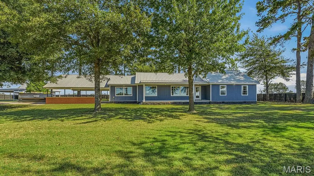 1702 County Road 634, Cardwell, MO 63829