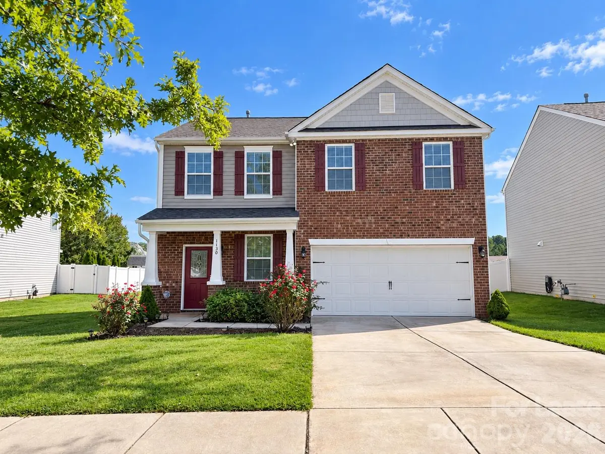 1130 Rock Haven DR, Charlotte, NC 28216